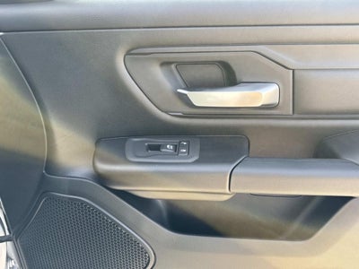 2026 RAM Ram 1500 RAM 1500 EXPRESS CREW CAB 4X2 5'7' BOX