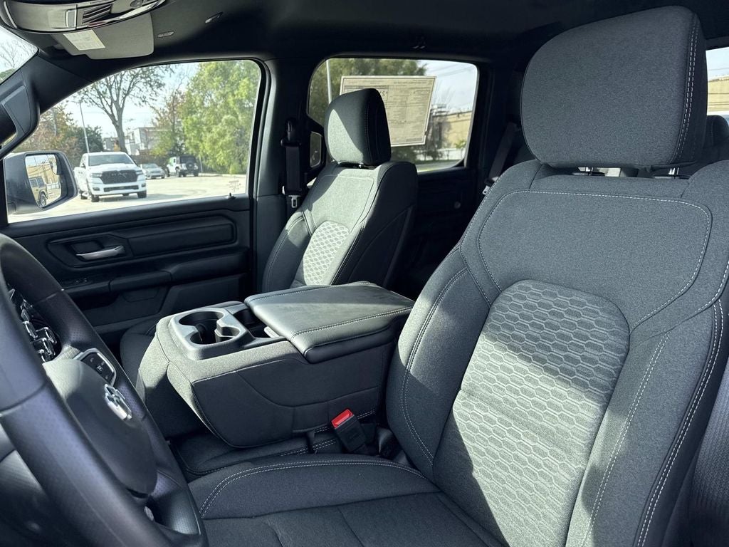 2026 RAM Ram 1500 RAM 1500 EXPRESS CREW CAB 4X2 5'7' BOX