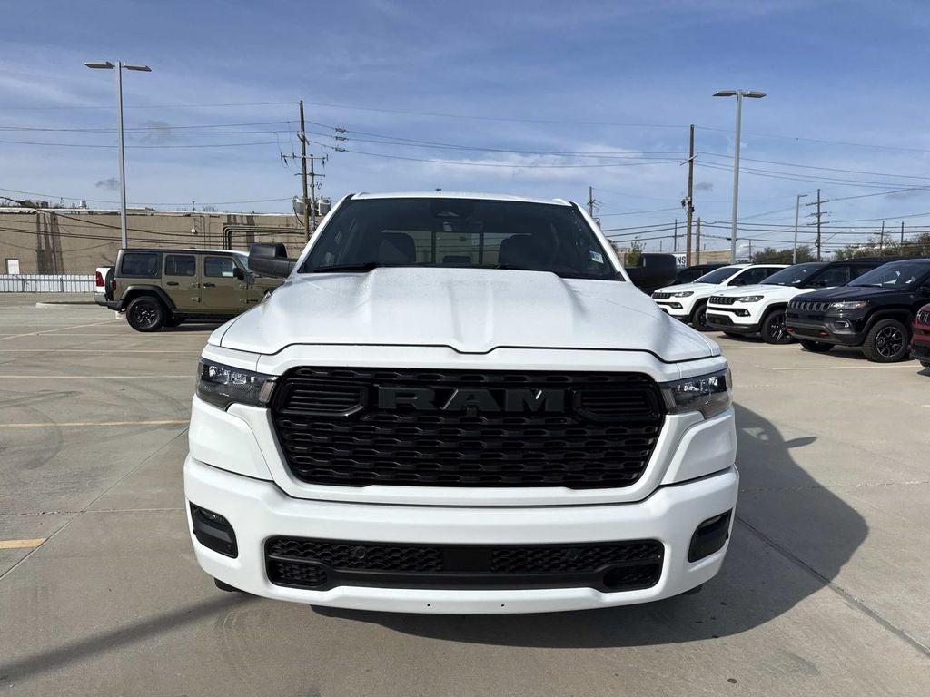 2026 RAM Ram 1500 RAM 1500 EXPRESS CREW CAB 4X2 5'7' BOX