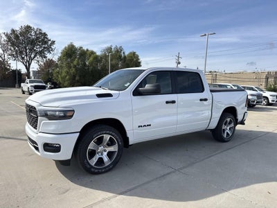 2026 RAM Ram 1500 RAM 1500 EXPRESS CREW CAB 4X2 5'7' BOX