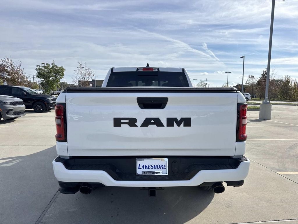 2026 RAM Ram 1500 RAM 1500 EXPRESS CREW CAB 4X2 5'7' BOX