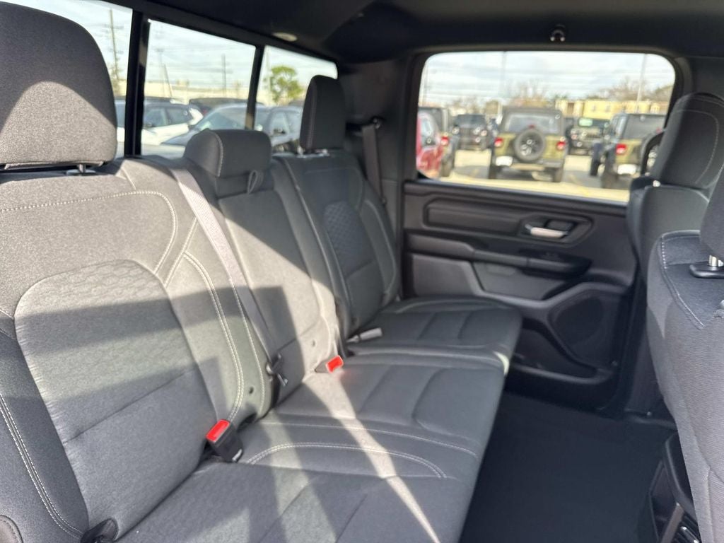2026 RAM Ram 1500 RAM 1500 EXPRESS CREW CAB 4X2 5'7' BOX