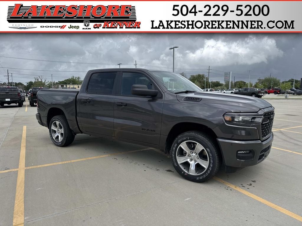 2026 RAM Ram 1500 RAM 1500 EXPRESS CREW CAB 4X2 5'7' BOX