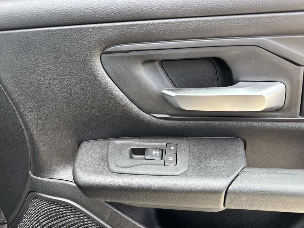 2026 RAM Ram 1500 RAM 1500 EXPRESS CREW CAB 4X2 5'7' BOX