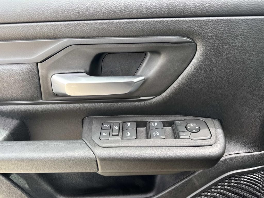 2026 RAM Ram 1500 RAM 1500 EXPRESS CREW CAB 4X2 5'7' BOX