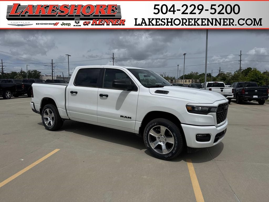 2026 RAM Ram 1500 RAM 1500 EXPRESS CREW CAB 4X2 5'7' BOX