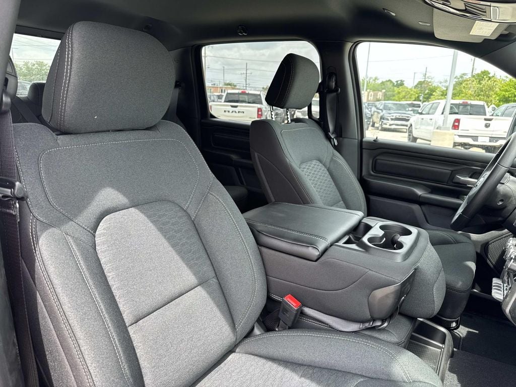 2026 RAM Ram 1500 RAM 1500 EXPRESS CREW CAB 4X2 5'7' BOX