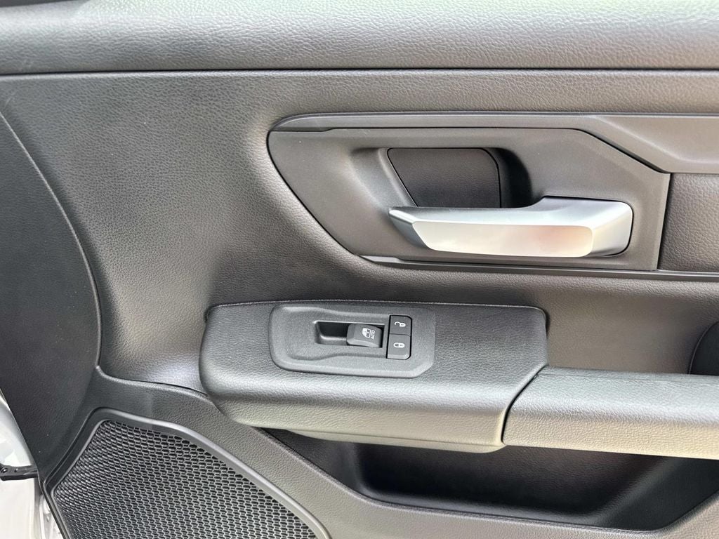 2026 RAM Ram 1500 RAM 1500 EXPRESS CREW CAB 4X2 5'7' BOX