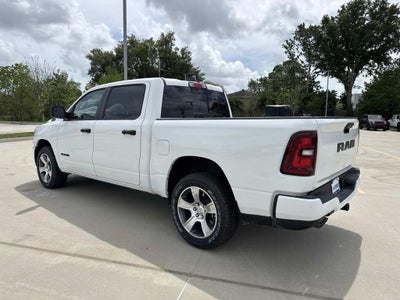 2026 RAM Ram 1500 RAM 1500 EXPRESS CREW CAB 4X2 5'7' BOX