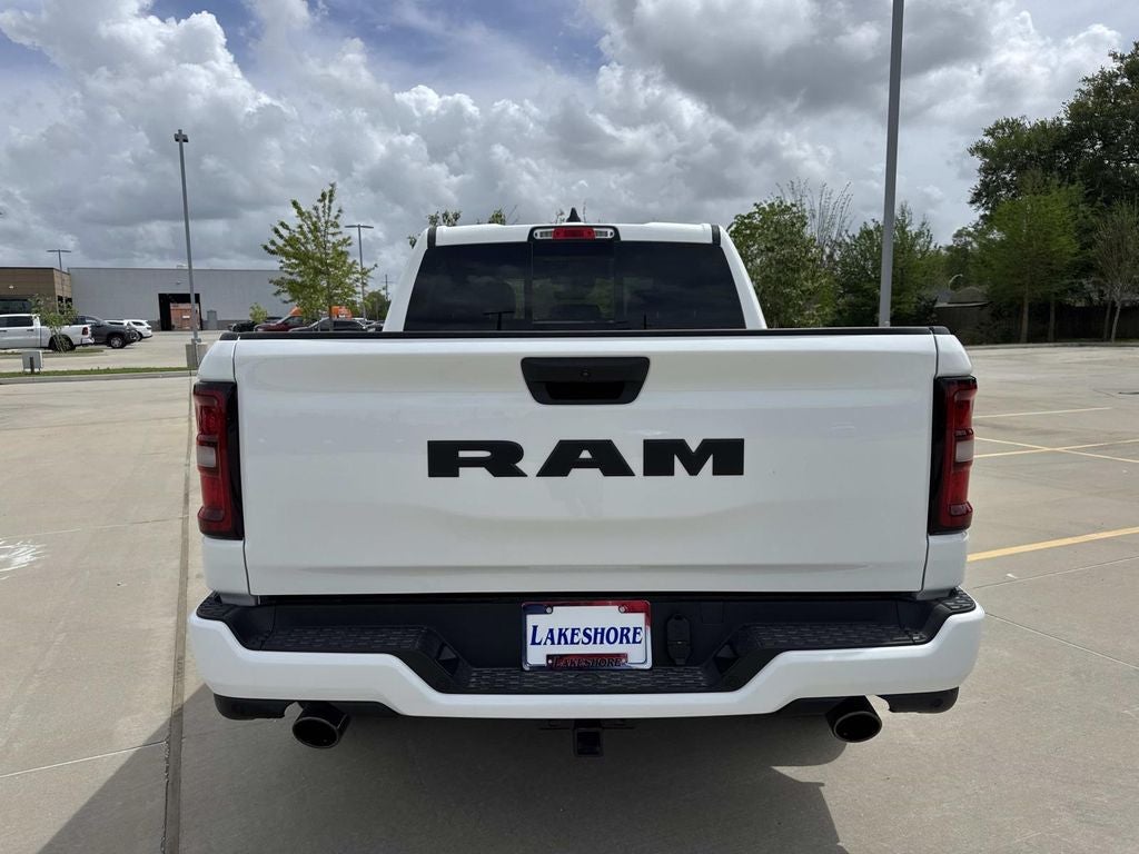 2026 RAM Ram 1500 RAM 1500 EXPRESS CREW CAB 4X2 5'7' BOX