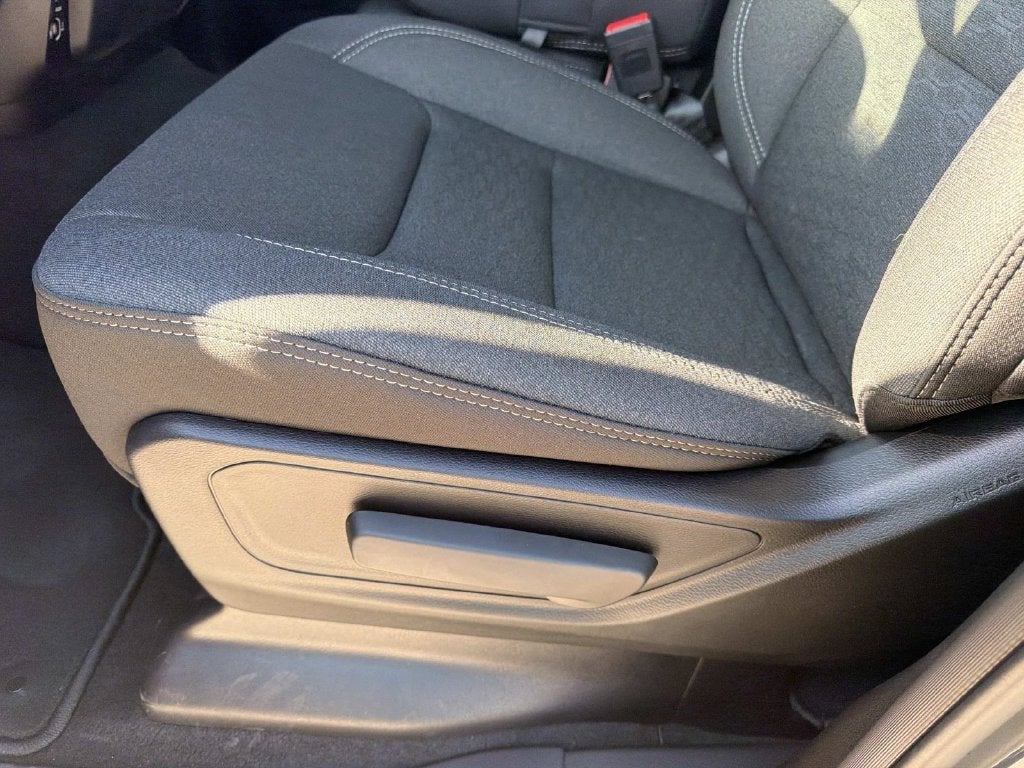 2027 RAM 1500 Express