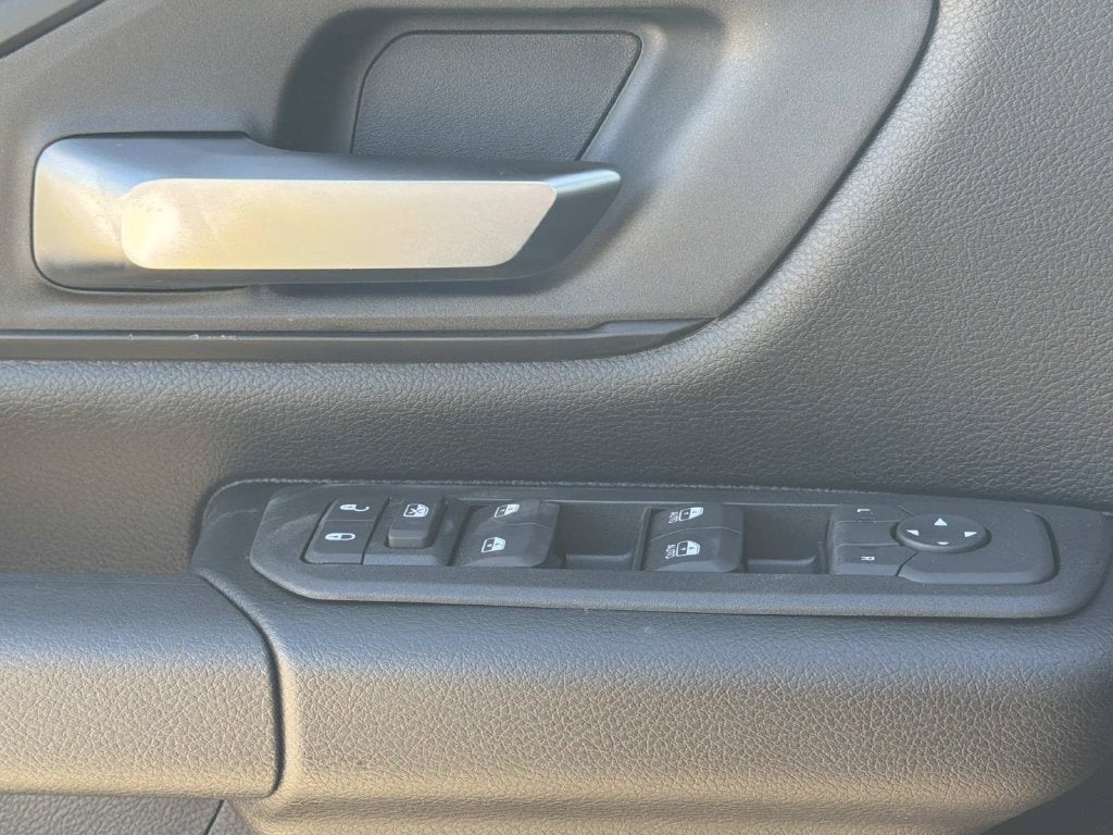 2027 RAM 1500 Express