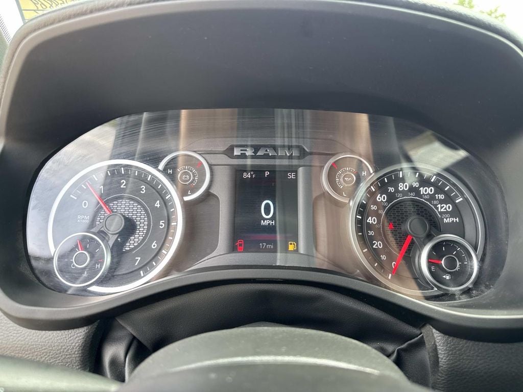 2026 RAM Ram 1500 RAM 1500 EXPRESS CREW CAB 4X2 5'7' BOX