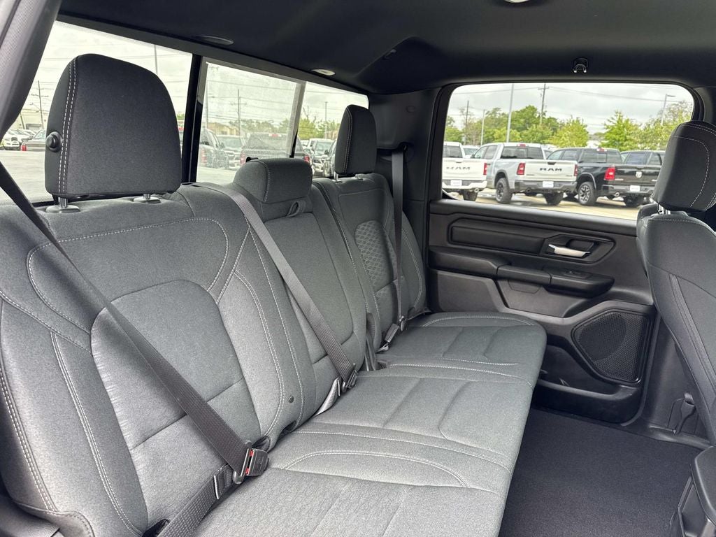 2026 RAM Ram 1500 RAM 1500 EXPRESS CREW CAB 4X2 5'7' BOX