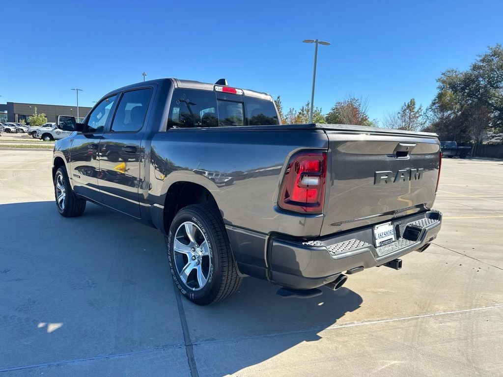 2026 RAM Ram 1500 RAM 1500 EXPRESS CREW CAB 4X2 5'7' BOX