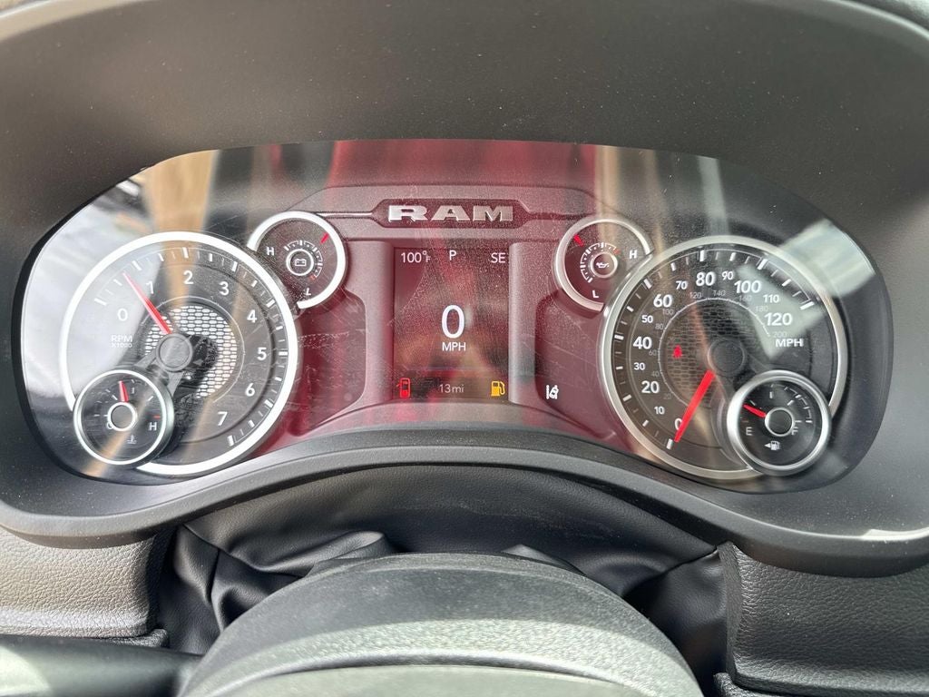 2026 RAM Ram 1500 RAM 1500 EXPRESS CREW CAB 4X2 5'7' BOX