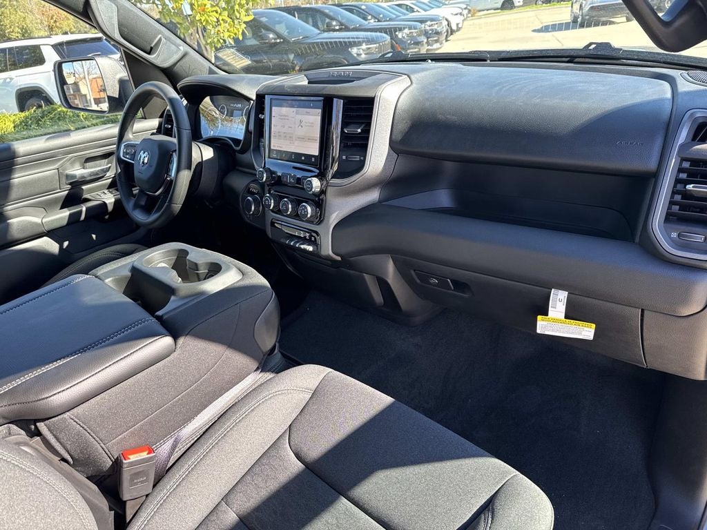 2026 RAM Ram 1500 RAM 1500 EXPRESS CREW CAB 4X2 5'7' BOX