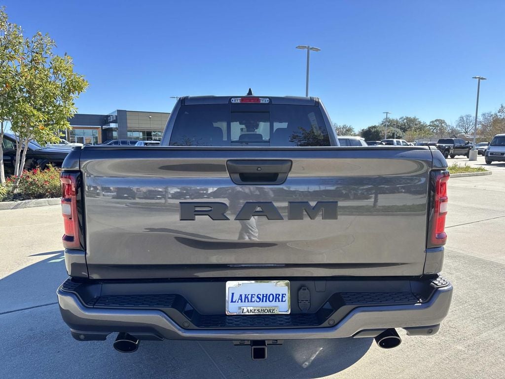 2026 RAM Ram 1500 RAM 1500 EXPRESS CREW CAB 4X2 5'7' BOX