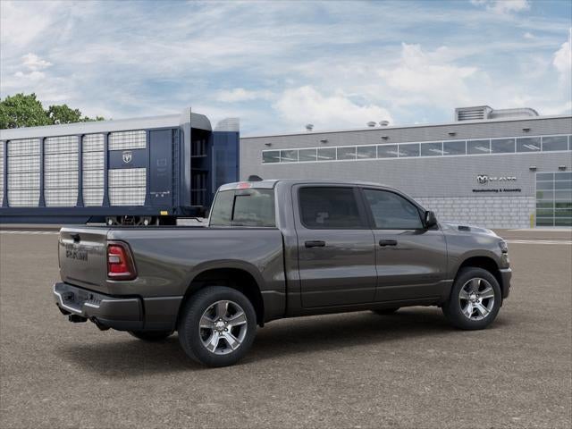 2026 RAM Ram 1500 RAM 1500 EXPRESS CREW CAB 4X2 5'7' BOX
