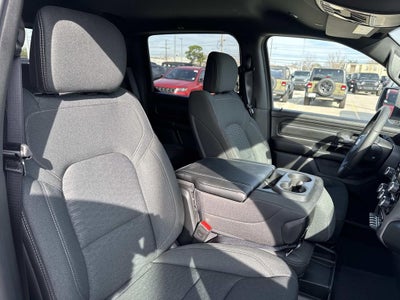 2026 RAM Ram 1500 RAM 1500 EXPRESS CREW CAB 4X2 5'7' BOX