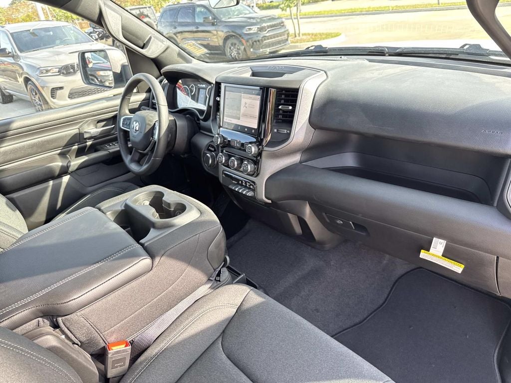 2026 RAM Ram 1500 RAM 1500 EXPRESS CREW CAB 4X2 5'7' BOX