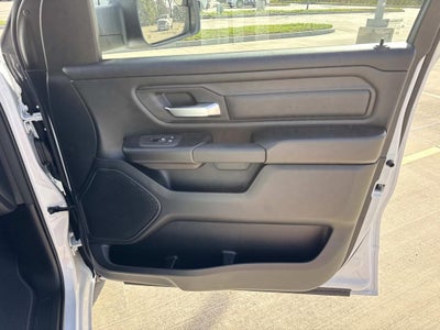 2026 RAM Ram 1500 RAM 1500 EXPRESS CREW CAB 4X2 5'7' BOX