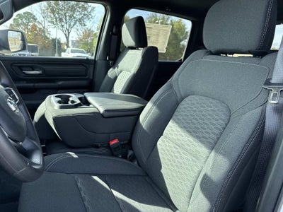 2026 RAM Ram 1500 RAM 1500 EXPRESS CREW CAB 4X2 5'7' BOX