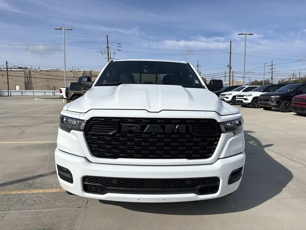 2026 RAM Ram 1500 RAM 1500 EXPRESS CREW CAB 4X2 5'7' BOX