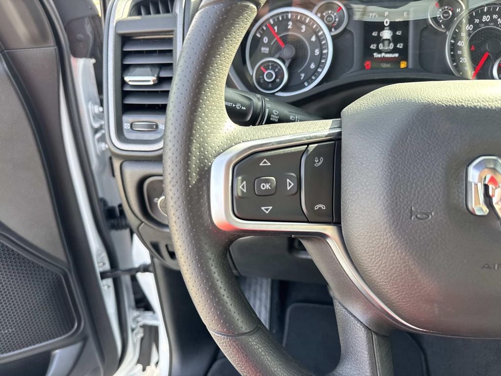 2026 RAM Ram 1500 RAM 1500 EXPRESS CREW CAB 4X2 5'7' BOX