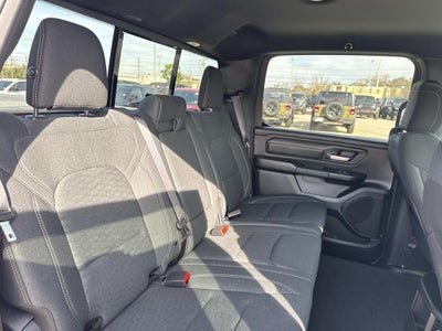 2026 RAM Ram 1500 RAM 1500 EXPRESS CREW CAB 4X2 5'7' BOX