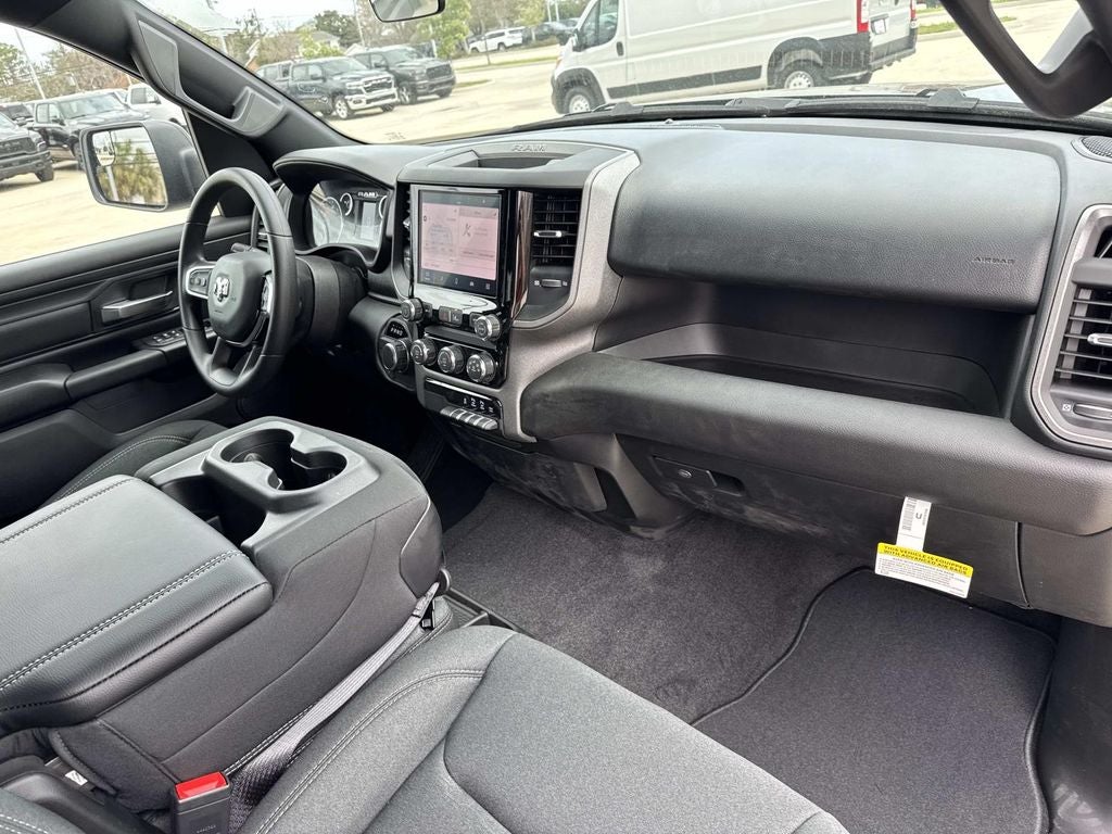 2026 RAM Ram 1500 RAM 1500 EXPRESS CREW CAB 4X2 5'7' BOX