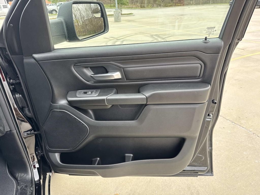 2026 RAM Ram 1500 RAM 1500 EXPRESS CREW CAB 4X2 5'7' BOX