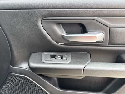 2026 RAM Ram 1500 RAM 1500 EXPRESS CREW CAB 4X2 5'7' BOX