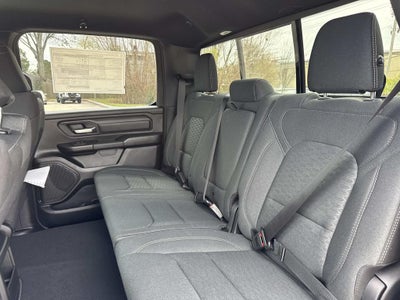 2026 RAM Ram 1500 RAM 1500 EXPRESS CREW CAB 4X2 5'7' BOX