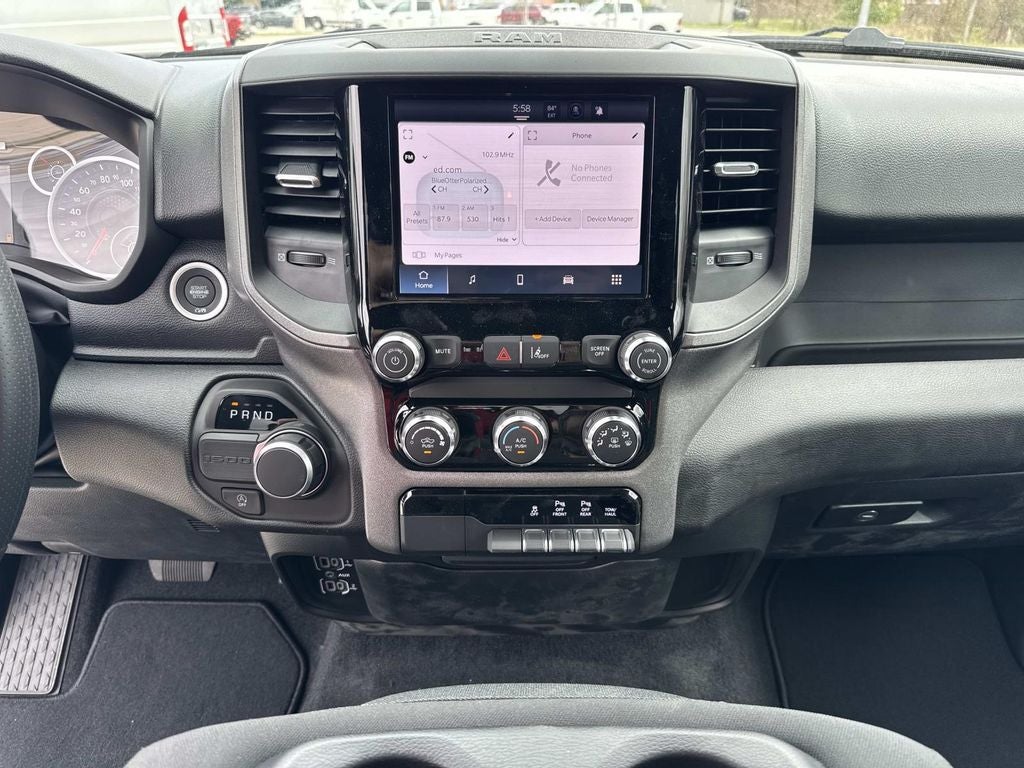 2026 RAM Ram 1500 RAM 1500 EXPRESS CREW CAB 4X2 5'7' BOX