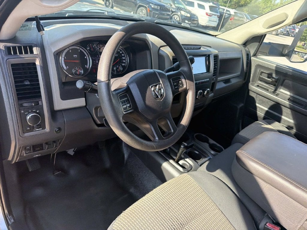 2012 RAM 2500 ST SERVICE BODY