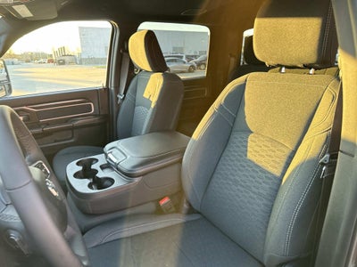 2025 RAM Ram 2500 Big Horn Crew Cab 4x4 6'4' Box