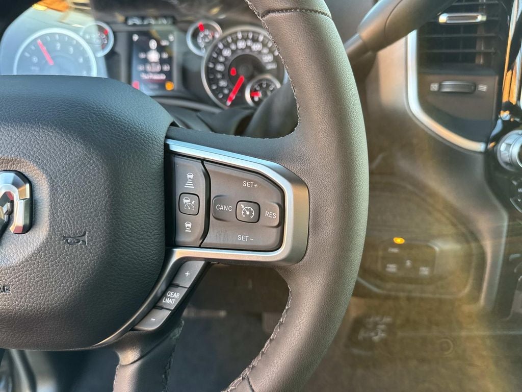 2025 RAM Ram 2500 Big Horn Crew Cab 4x4 6'4' Box