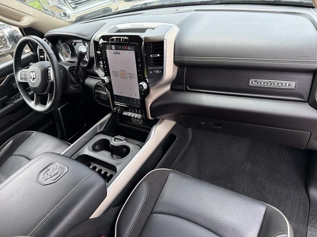 2022 RAM Ram 2500 Laramie Mega Cab 4x4 6'4' Box