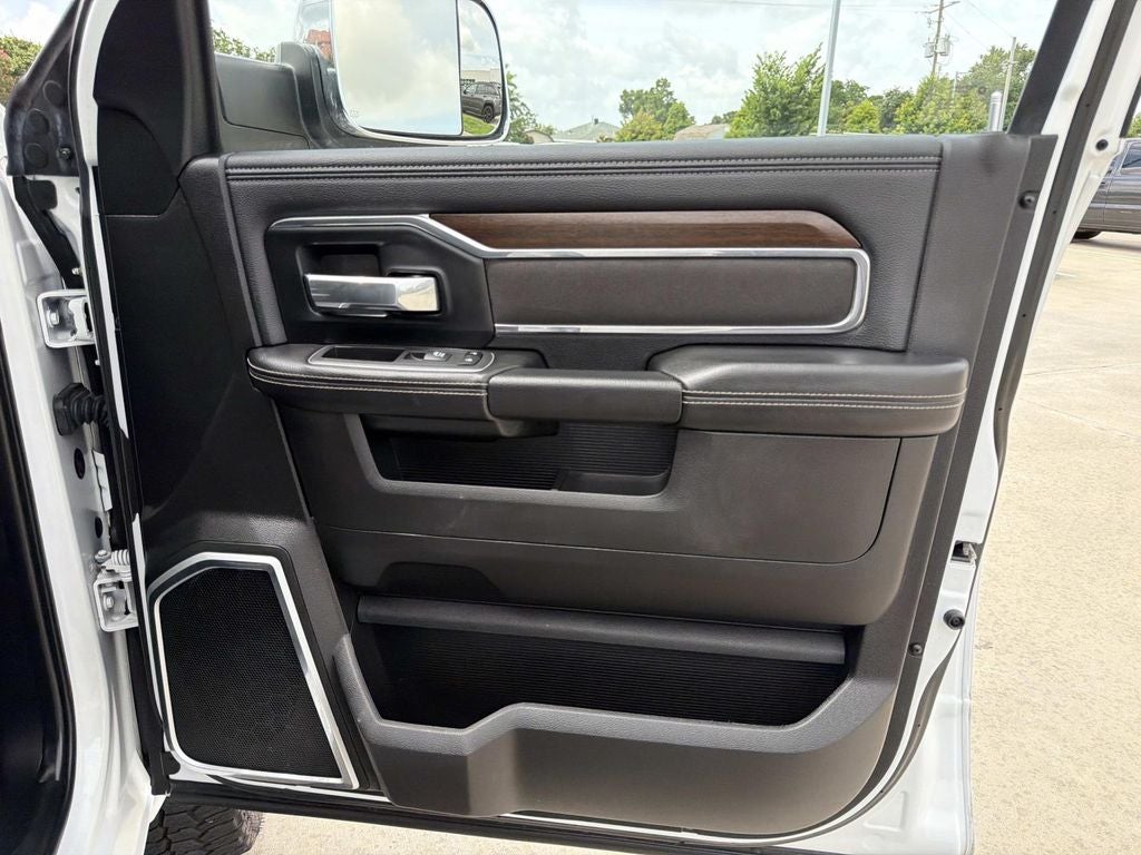 2022 RAM Ram 2500 Laramie Mega Cab 4x4 6'4' Box