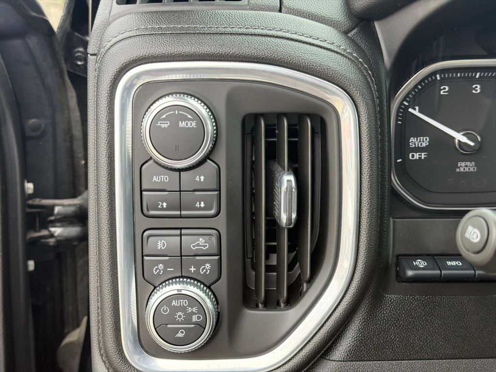 2021 GMC Sierra 1500 4WD Crew Cab Short Box Denali