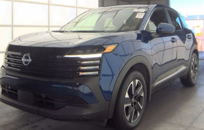 2025 Nissan Kicks SV