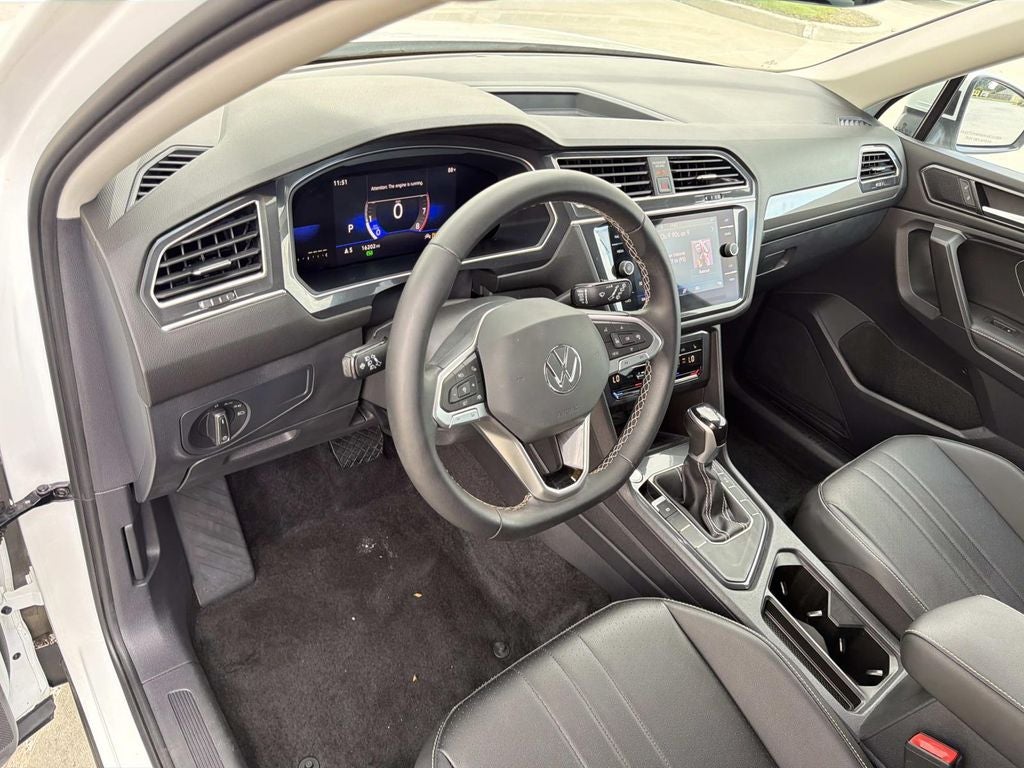 2023 Volkswagen Tiguan 2.0T SE