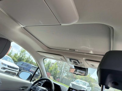 2023 Toyota Sienna Limited 7 Passenger