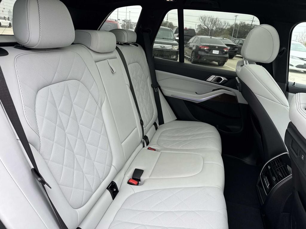 2023 BMW X5 sDrive40i