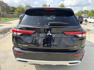 2024 Mitsubishi Outlander SE