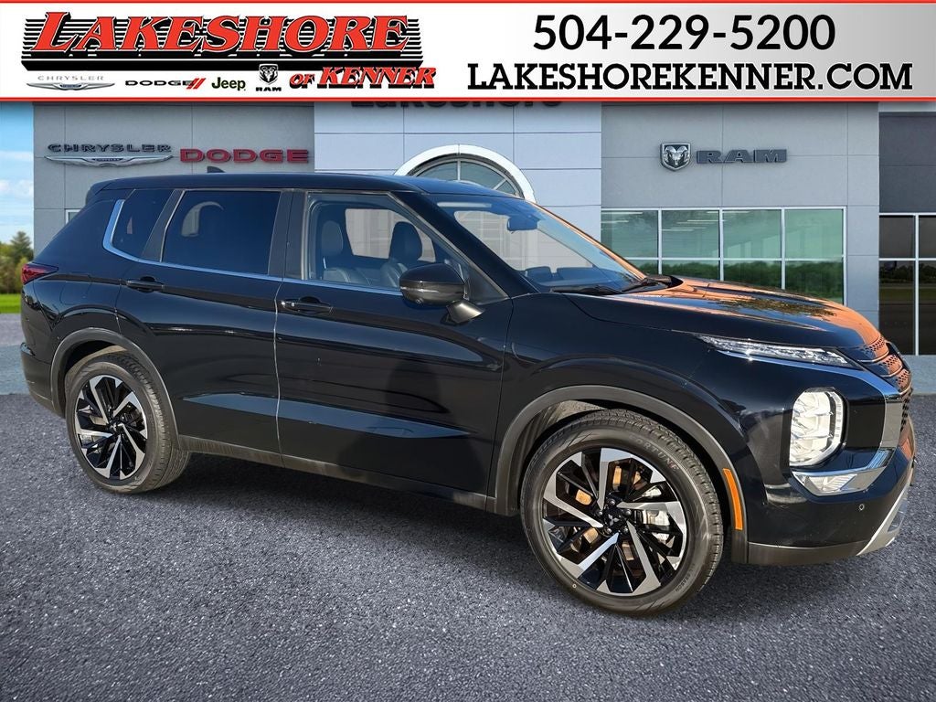 2024 Mitsubishi Outlander SE