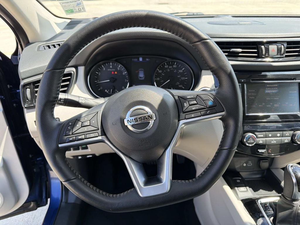 2022 Nissan Rogue Sport SL FWD Xtronic CVT