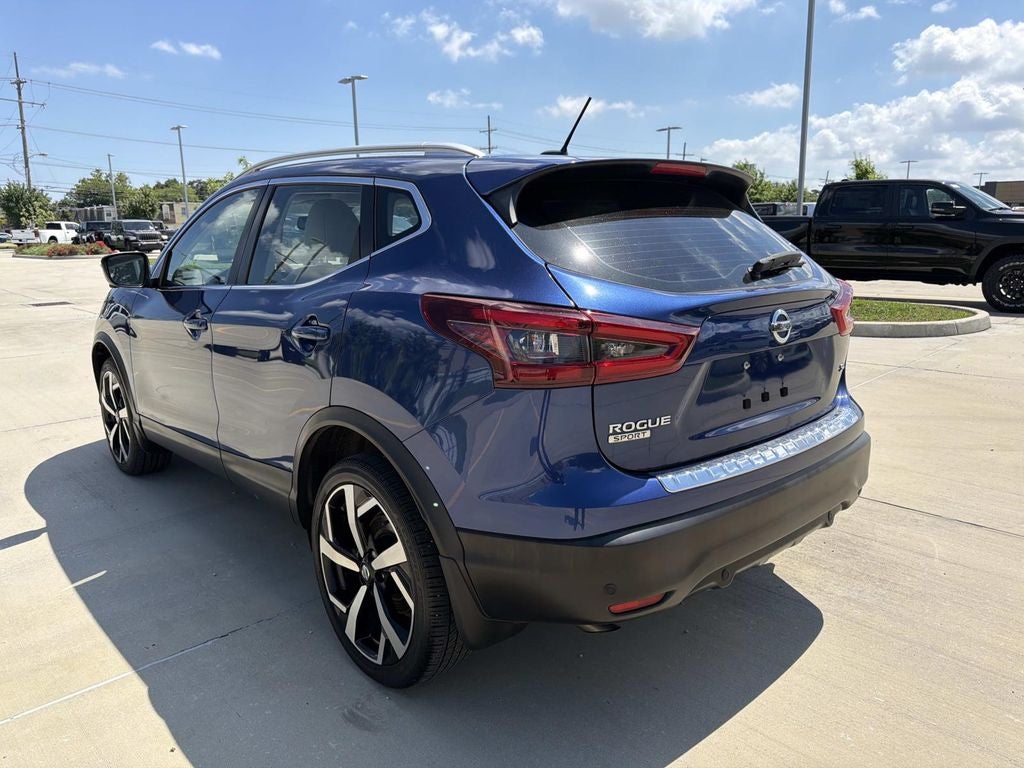 2022 Nissan Rogue Sport SL FWD Xtronic CVT