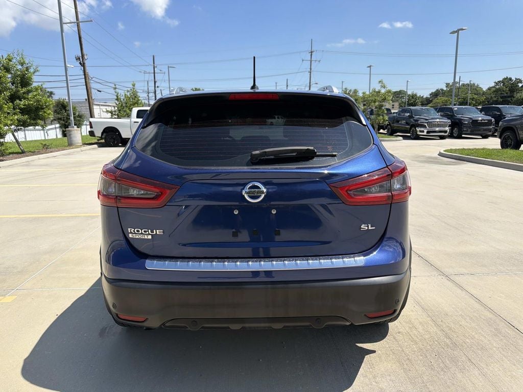 2022 Nissan Rogue Sport SL FWD Xtronic CVT